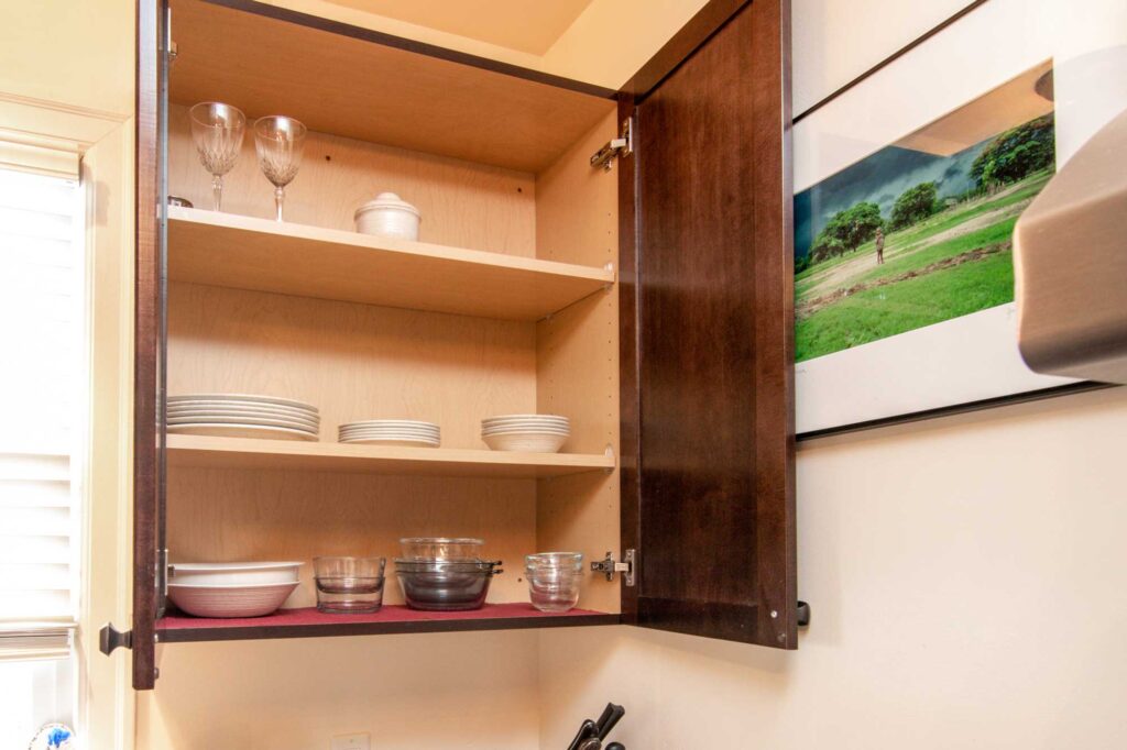 Plates and bowls in the cabinet